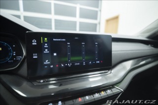 Škoda Octavia 2,0 TDI ČR KEYLESS VÝHŘEV 2023