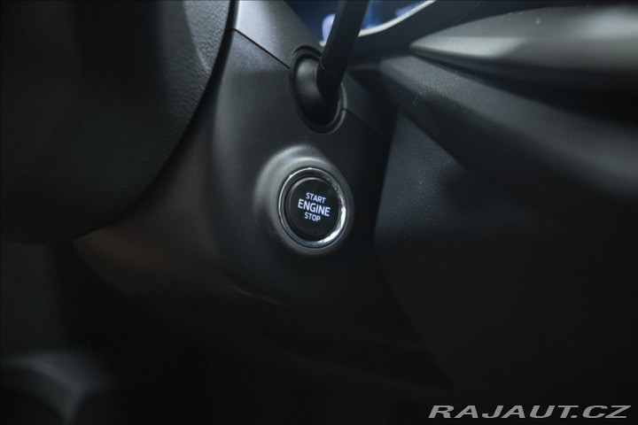 Škoda Octavia 2,0 TDI VÝHŘEV ČR 2x KOLA 2022