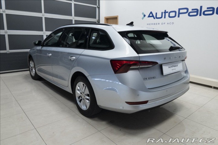Škoda Octavia 2,0 TDI VÝHŘEV ČR 2x KOLA 2022
