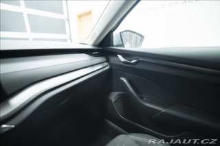 Škoda Octavia 2,0 TDI VÝHŘEV ČR 2x KOLA 2022