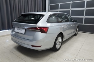 Škoda Octavia 2,0 TDI VÝHŘEV ČR 2x KOLA 2022