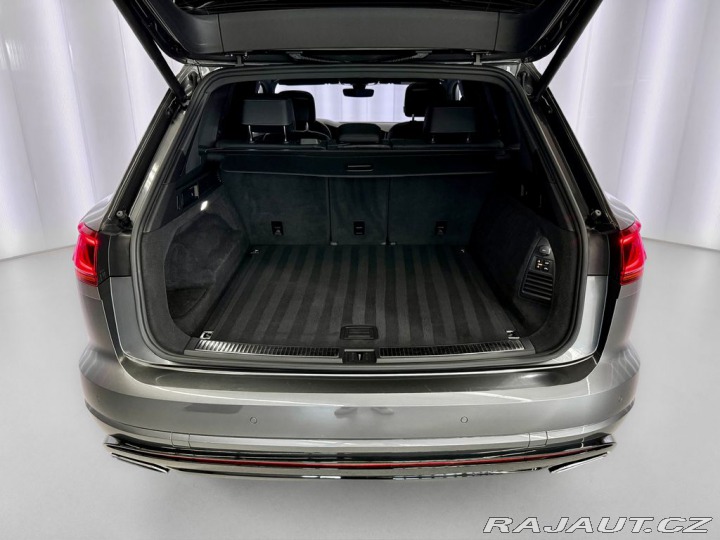 Volkswagen Touareg 4.0TDI V8 R-LINE 4MOTION, 2021