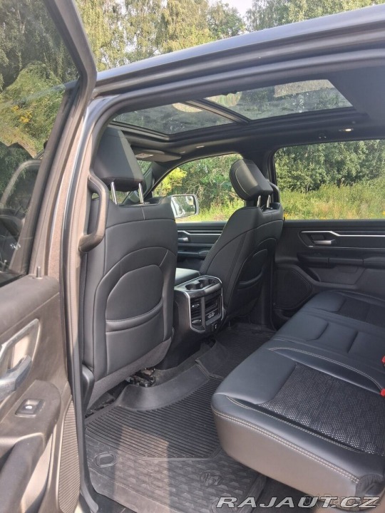 Dodge RAM 1500 5,7 1500 Big Horn BackC 1800