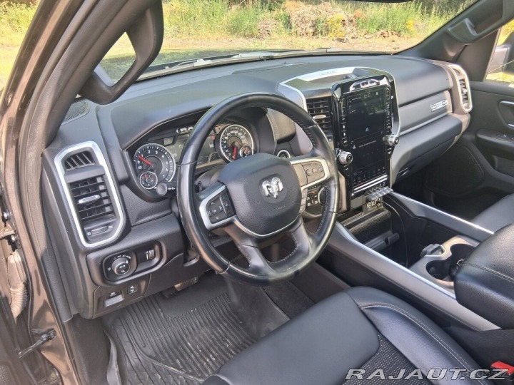 Dodge RAM 1500 5,7 1500 Big Horn BackC 1800
