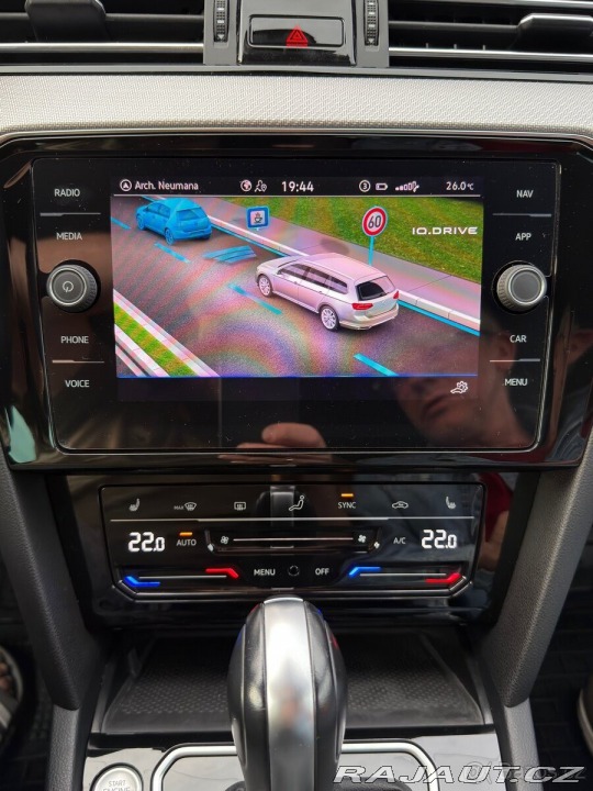 Volkswagen Passat Variant 2,0 B8 R-Line T 2023