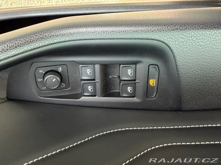 Volkswagen Passat Variant 2,0 B8 R-Line T 2023