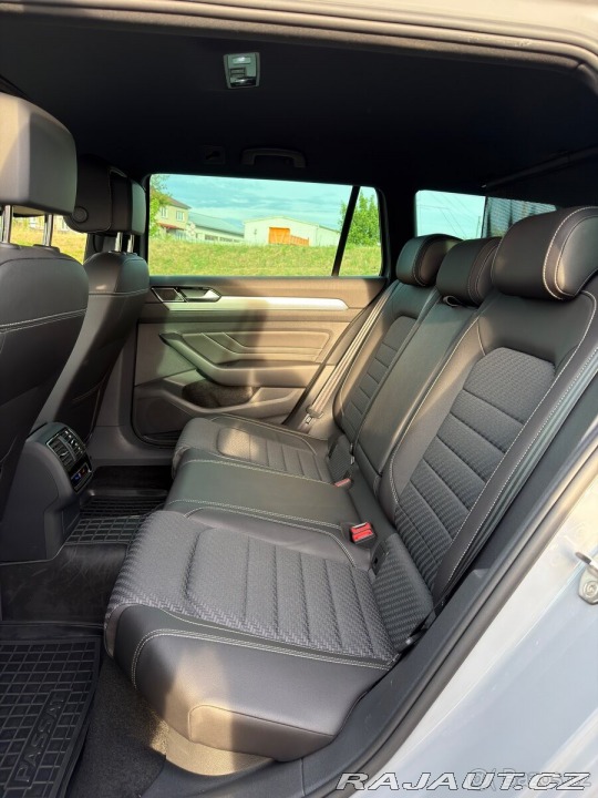 Volkswagen Passat Variant 2,0 B8 R-Line T 2023