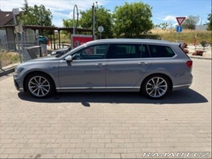Volkswagen Passat Variant 2,0 B8 R-Line T 2023