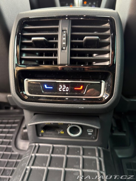 Volkswagen Passat Variant 2,0 B8 R-Line T 2023