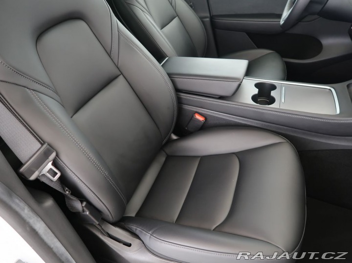 Tesla Model Y LongRange,4x4,78.4kWh,SOH 2022