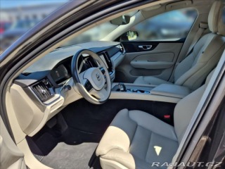 Volvo V60 2,0 B4 Plus Dark benzin 2024