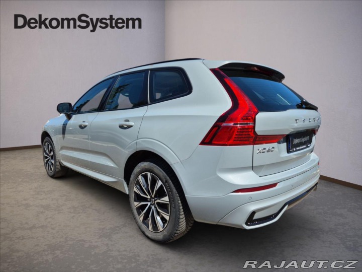 Volvo XC60 2,0 B4 AWD Plus Dark 2023