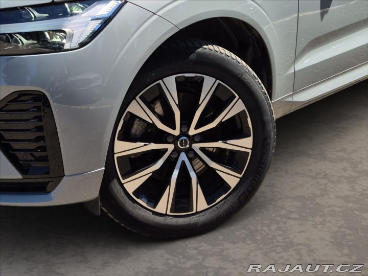 Volvo XC60 2,0 B4 AWD Plus Dark 2023