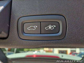Volvo XC60 2,0 B4 AWD Plus Dark 2023