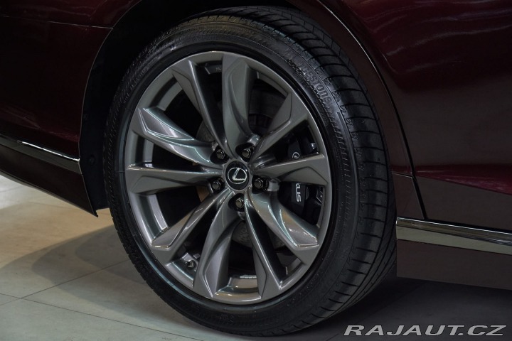 Lexus LS 2019