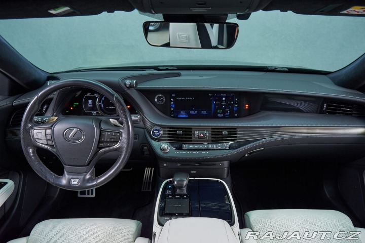 Lexus LS 2019