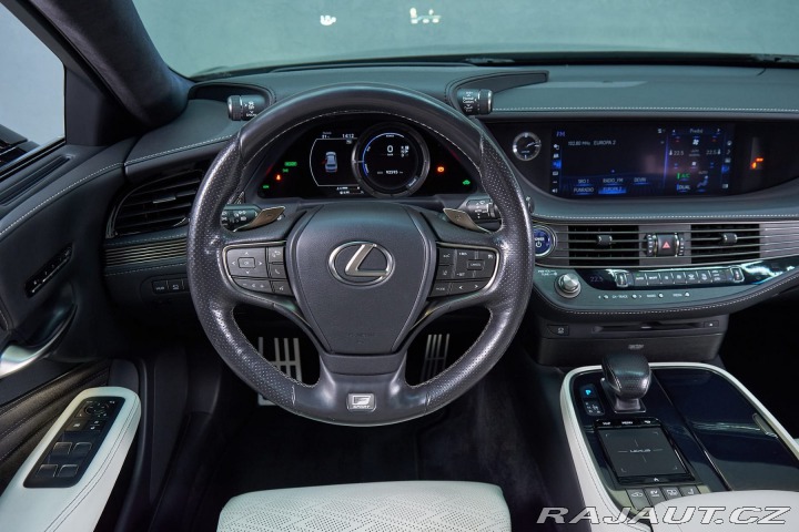 Lexus LS 2019