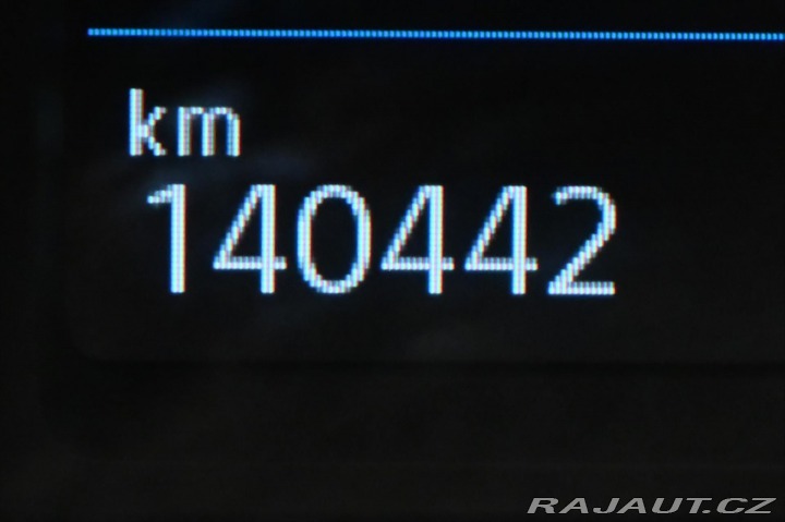 Volkswagen Passat 2,0 TDI 110kW DSG Busines 2021