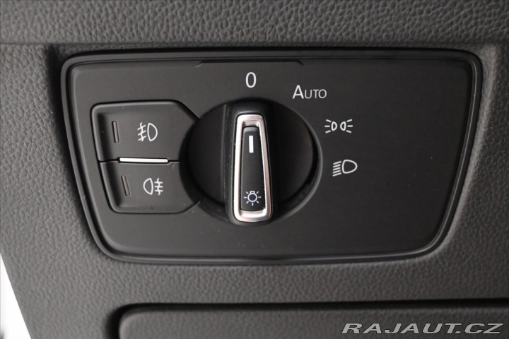 Volkswagen Passat 2,0 TDI 110kW DSG Busines 2021
