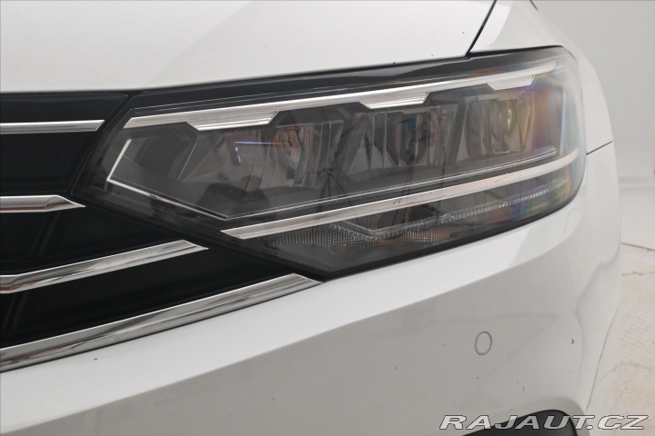 Volkswagen Passat 2,0 TDI 110kW DSG Busines 2021