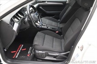 Volkswagen Passat 2,0 TDI 110kW DSG Busines 2021
