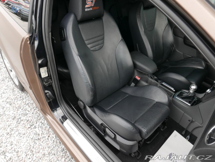 Ford Focus 2,5 ST Black Edition 2007