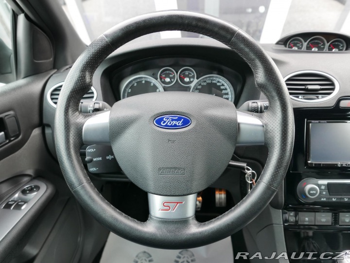 Ford Focus 2,5 ST Black Edition 2007