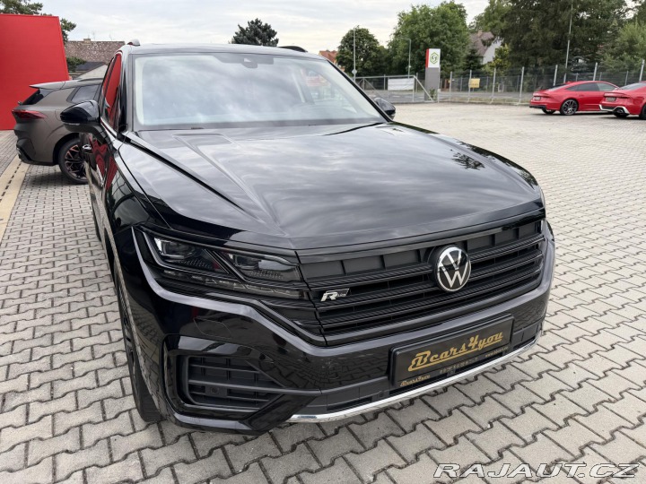 Volkswagen Touareg 3.0TDI 210kW R-LINE HUD P 2021