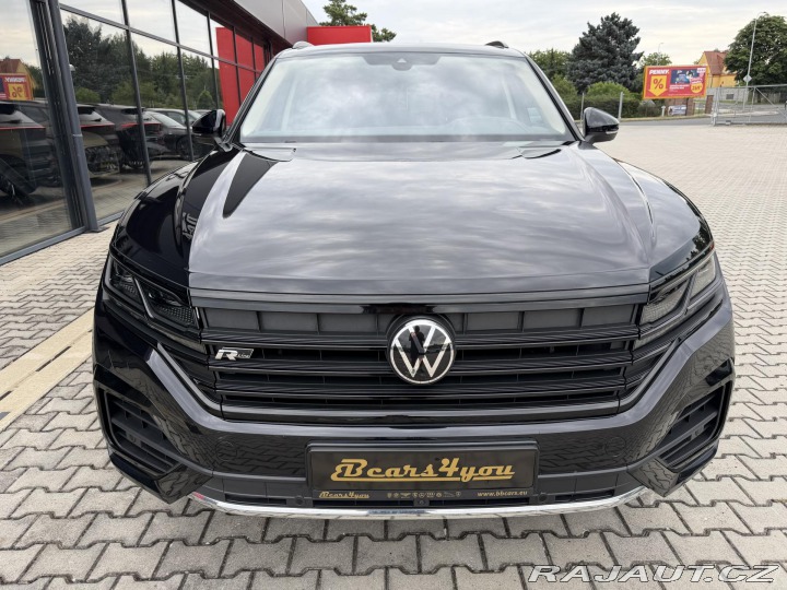 Volkswagen Touareg 3.0TDI 210kW R-LINE HUD P 2021