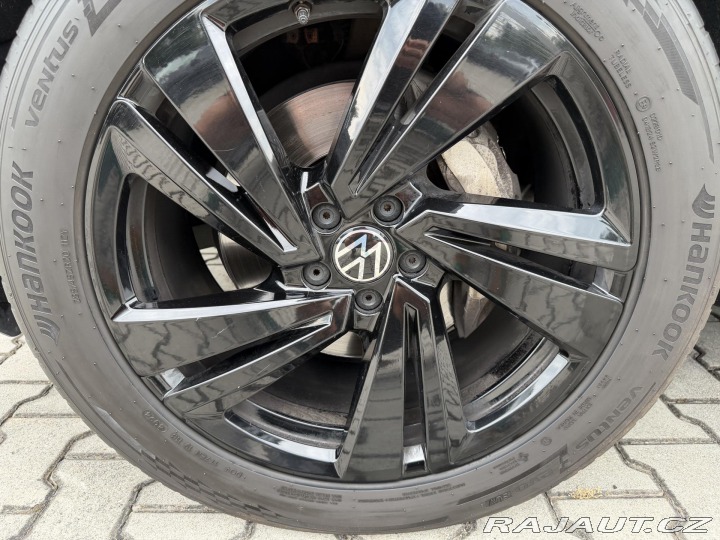 Volkswagen Touareg 3.0TDI 210kW R-LINE HUD P 2021