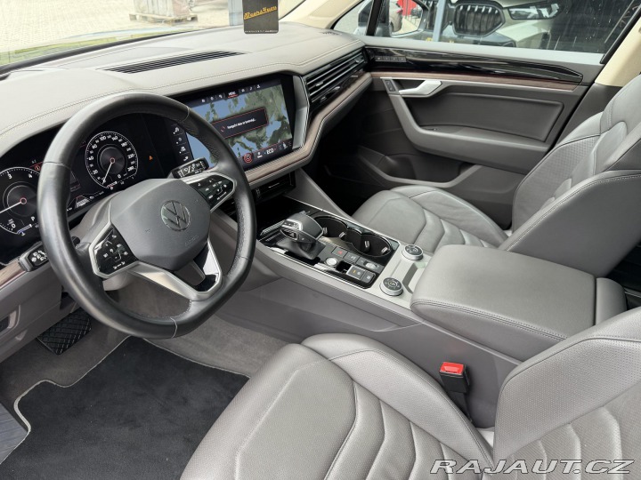 Volkswagen Touareg 3.0TDI 210kW R-LINE HUD P 2021