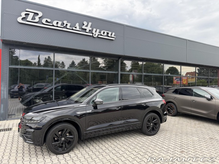 Volkswagen Touareg 3.0TDI 210kW R-LINE HUD P 2021