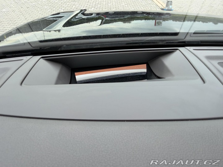 Volkswagen Touareg 3.0TDI 210kW R-LINE HUD P 2021