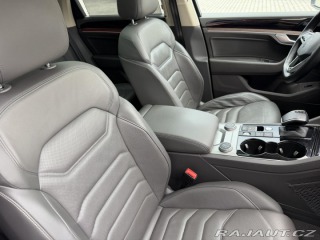 Volkswagen Touareg 3.0TDI 210kW R-LINE HUD P 2021