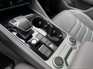 Volkswagen Touareg 3.0TDI 210kW R-LINE HUD P 2021