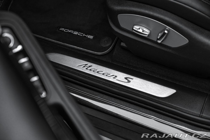 Porsche Macan S Sport Chrono Vzduch 2021