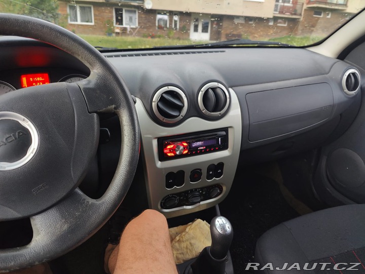 Dacia Sandero  2012