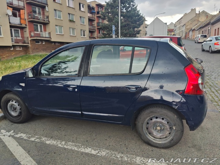 Dacia Sandero  2012