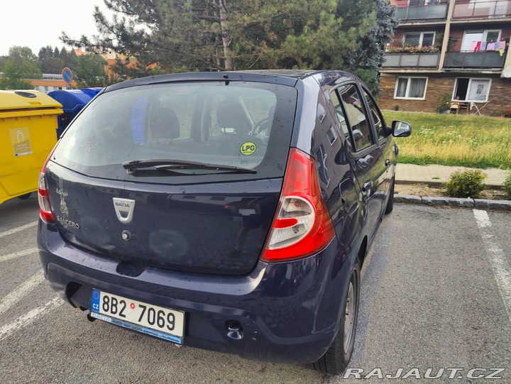 Dacia Sandero  2012