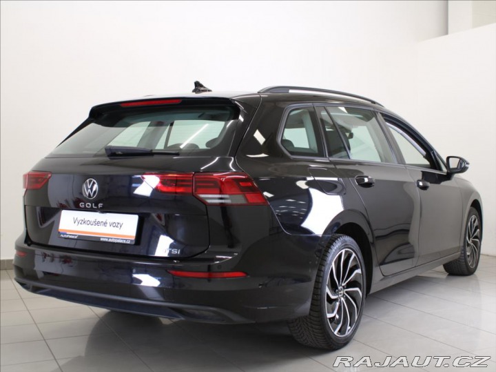 Volkswagen Golf 1,0 TSi DSG Variant 139tk 2023