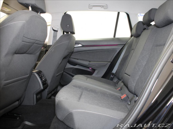 Volkswagen Golf 1,0 TSi DSG Variant 139tk 2023