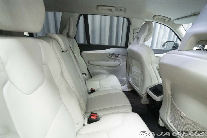 Volvo XC90 2,0 D5 AWD 1. MAJITEL ČR 2016