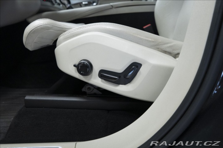 Volvo XC90 2,0 D5 AWD 1. MAJITEL ČR 2016