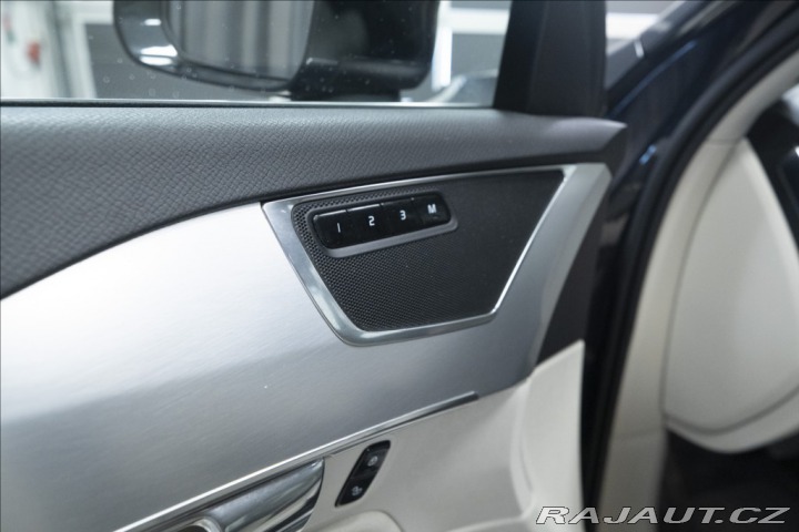Volvo XC90 2,0 D5 AWD 1. MAJITEL ČR 2016