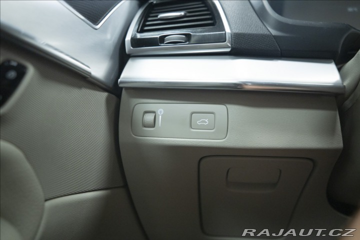 Volvo XC90 2,0 D5 AWD 1. MAJITEL ČR 2016