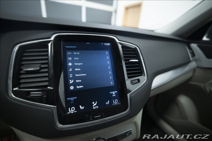 Volvo XC90 2,0 D5 AWD 1. MAJITEL ČR 2016