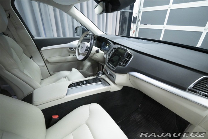 Volvo XC90 2,0 D5 AWD 1. MAJITEL ČR 2016