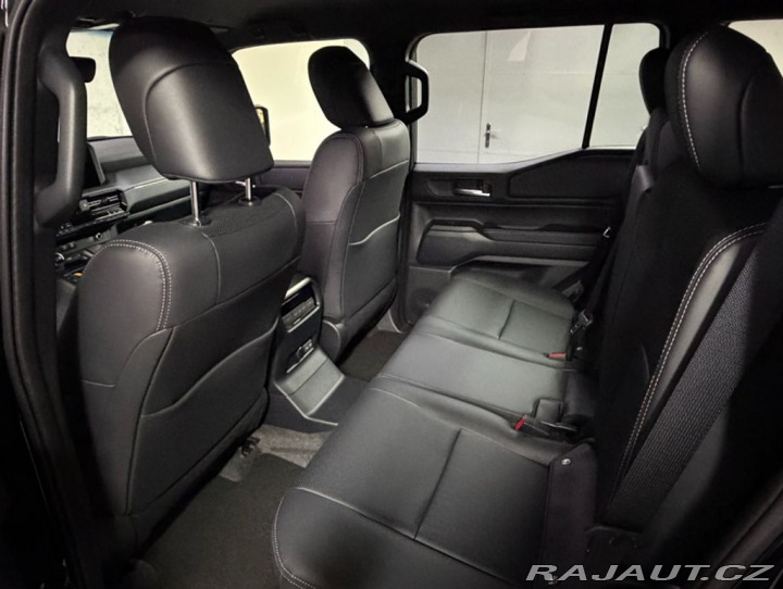 Toyota Land Cruiser 2.8, D, HEV, 4×4, Invinci 2026