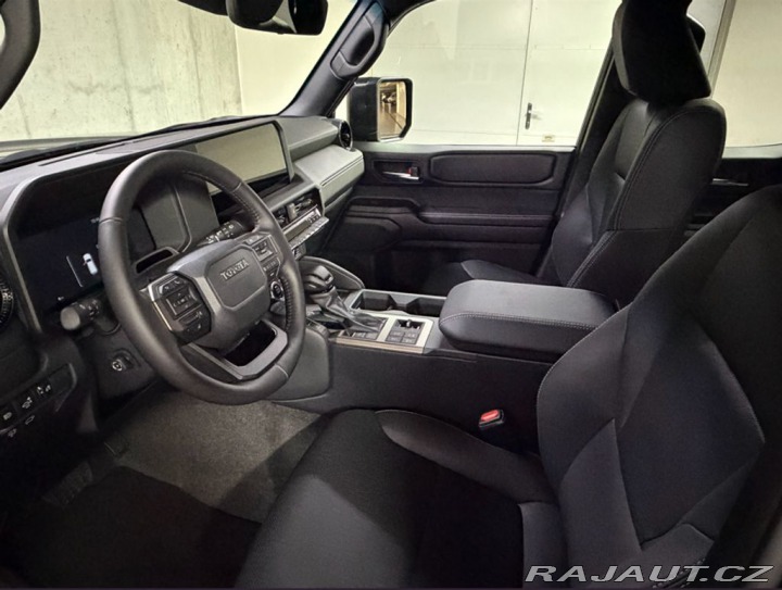 Toyota Land Cruiser 2.8, D, HEV, 4×4, Invinci 2026