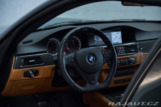 BMW M3  2010